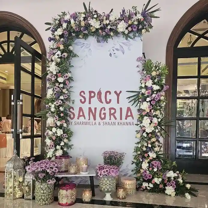 Stylish Floral Welcome Board